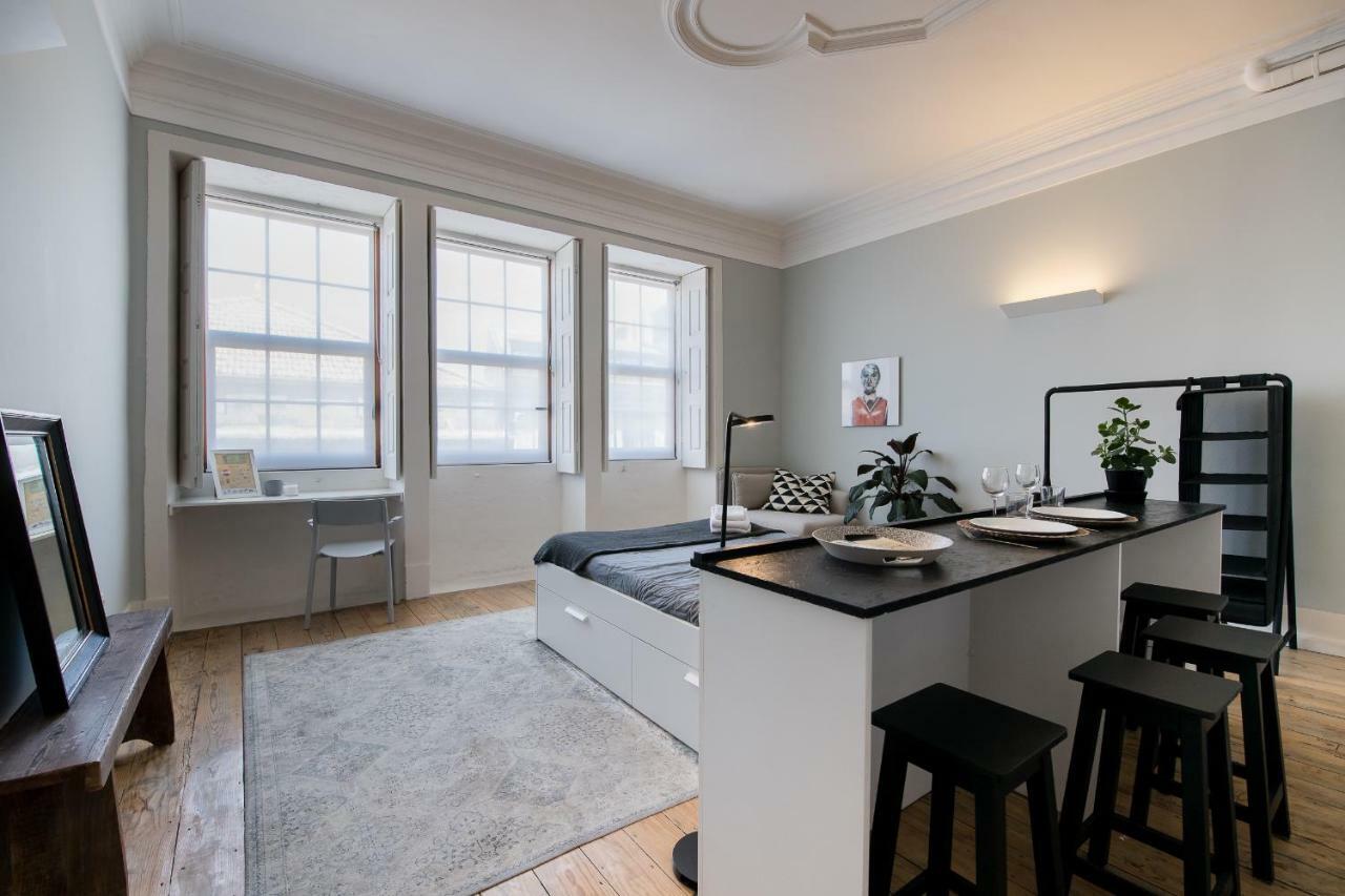Baixa24 •P2R• Bright Apt In Vibrant Downtown OOporto Exterior foto